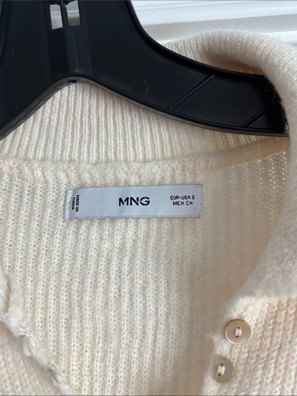 Mango Cream Ribbed Pearl-Button Collared Sweater - Picture 2 of 4